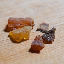 將圖片載入圖庫檢視器 索島龍血-龍血-鮮活-七海龍血-近東龍血-阿曼乳香-綠洲乳香-皇家綠乳香-綠乳香-乳香-黃金乳香粉-阿曼乳香精油-沒藥-聖經乳香-聖經沒藥